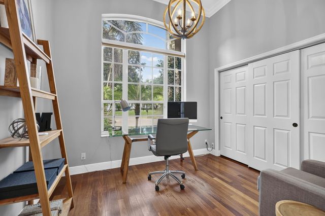 851 FOREST GLEN Lane, Wellington, FL 33414