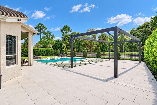 851 FOREST GLEN Lane, Wellington, FL 33414