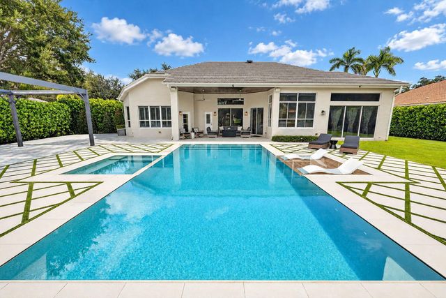 851 FOREST GLEN Lane, Wellington, FL 33414