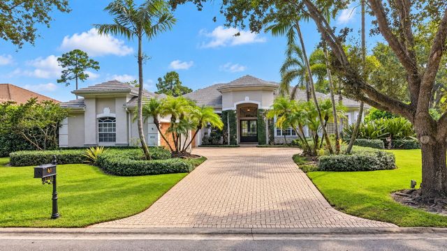 851 FOREST GLEN Lane, Wellington, FL 33414
