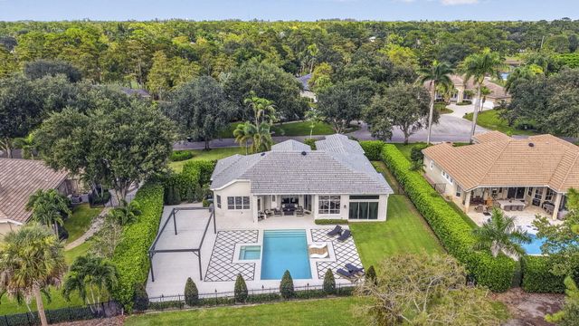 851 FOREST GLEN Lane, Wellington, FL 33414