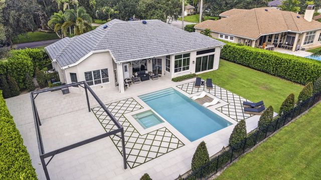 851 FOREST GLEN Lane, Wellington, FL 33414