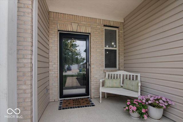 19406 Prairie Crossing Drive, Noblesville, IN 46062