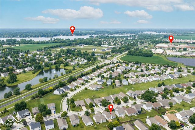 19406 Prairie Crossing Drive, Noblesville, IN 46062