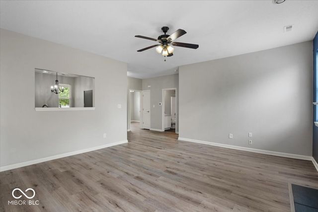 19406 Prairie Crossing Drive, Noblesville, IN 46062