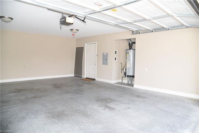 4246 Plantation Ridge Lane, Greensboro, NC 27409