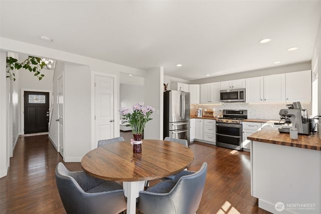 21315 40th Avenue E, Spanaway, WA 98387