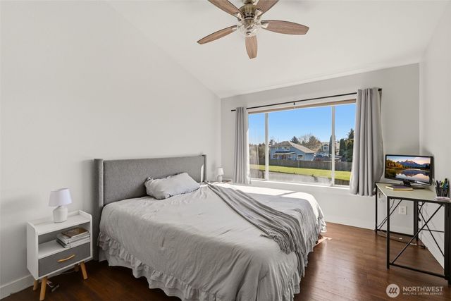 21315 40th Avenue E, Spanaway, WA 98387