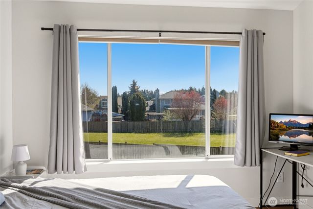 21315 40th Avenue E, Spanaway, WA 98387