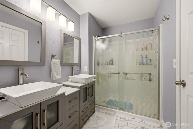 21315 40th Avenue E, Spanaway, WA 98387