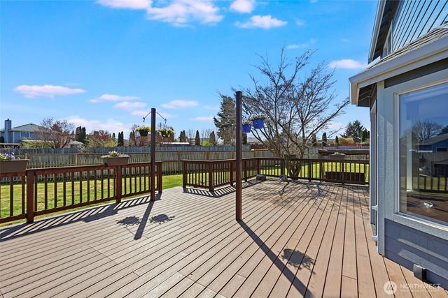 21315 40th Avenue E, Spanaway, WA 98387