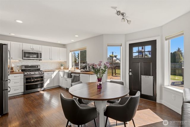 21315 40th Avenue E, Spanaway, WA 98387