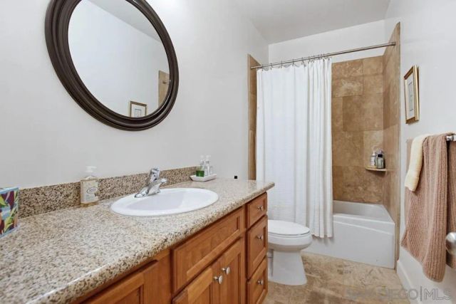 232 Calle Florecita, Escondido, CA 92029