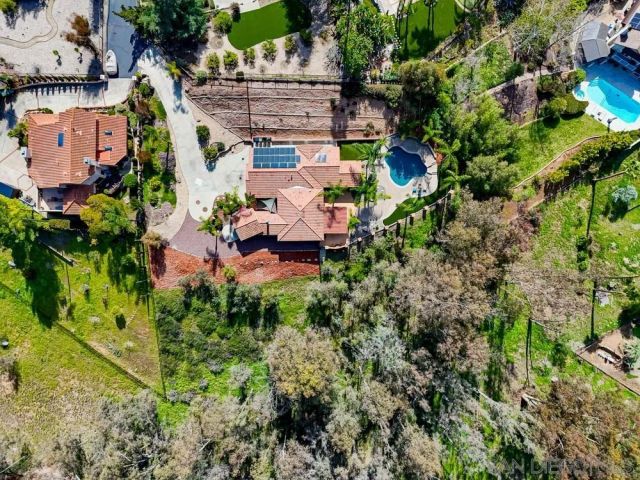 232 Calle Florecita, Escondido, CA 92029