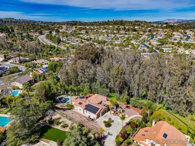 232 Calle Florecita, Escondido, CA 92029