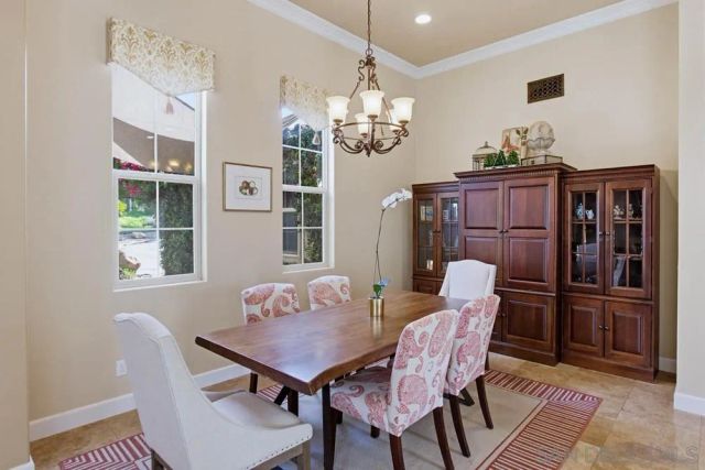 232 Calle Florecita, Escondido, CA 92029