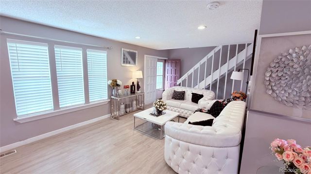 1915 S Oakland Way, Aurora, CO 80014