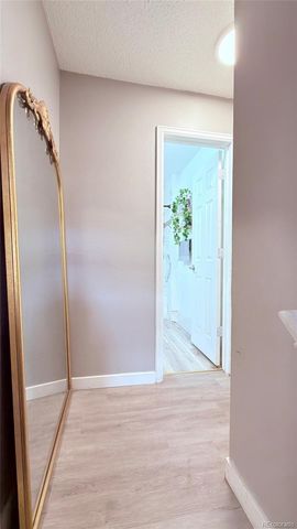 1915 S Oakland Way, Aurora, CO 80014