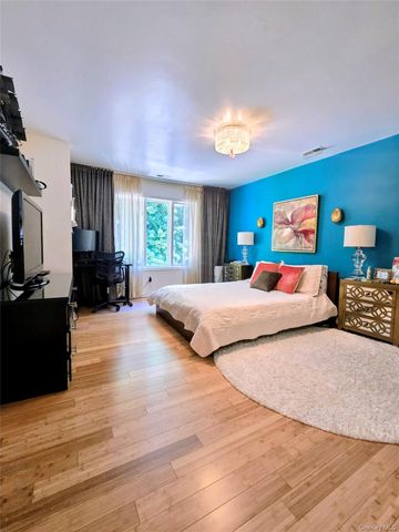 100 Chateau Lane 39, Hawthorne, NY 10532