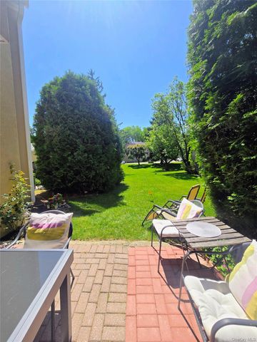 100 Chateau Lane 39, Hawthorne, NY 10532