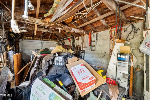 510 West Glade Street, Glade Spring, VA 24340