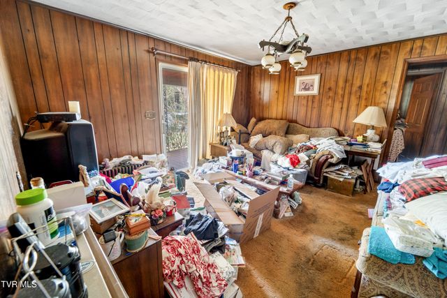 510 West Glade Street, Glade Spring, VA 24340