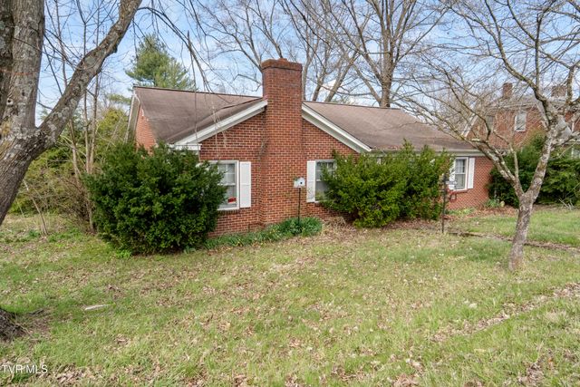 510 West Glade Street, Glade Spring, VA 24340