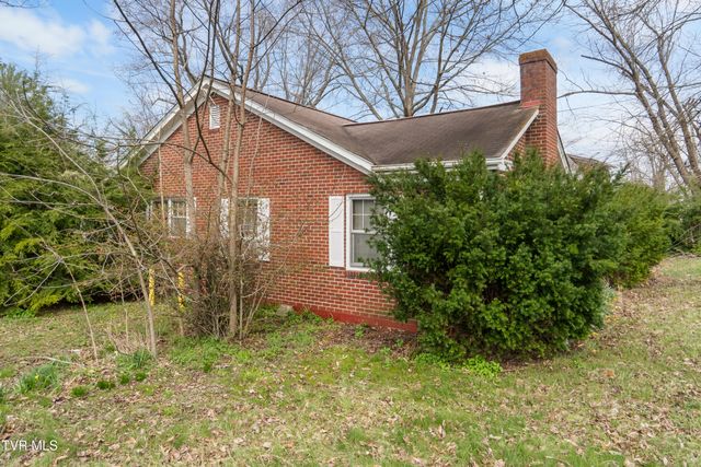 510 West Glade Street, Glade Spring, VA 24340