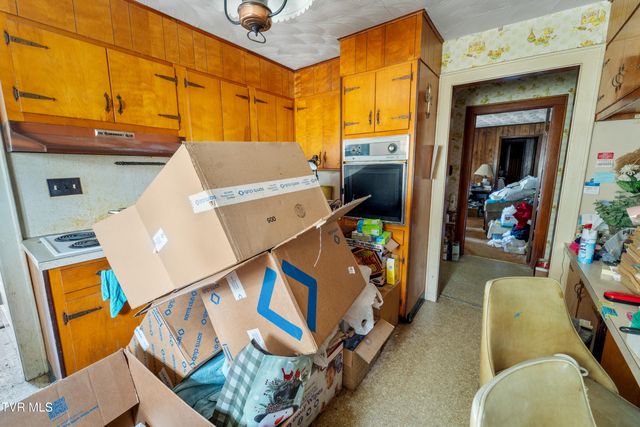 510 West Glade Street, Glade Spring, VA 24340