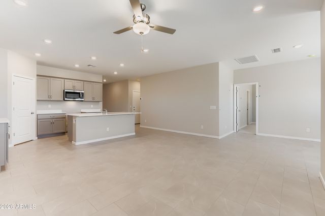 18953 N Avelino Drive, Maricopa, AZ 85138