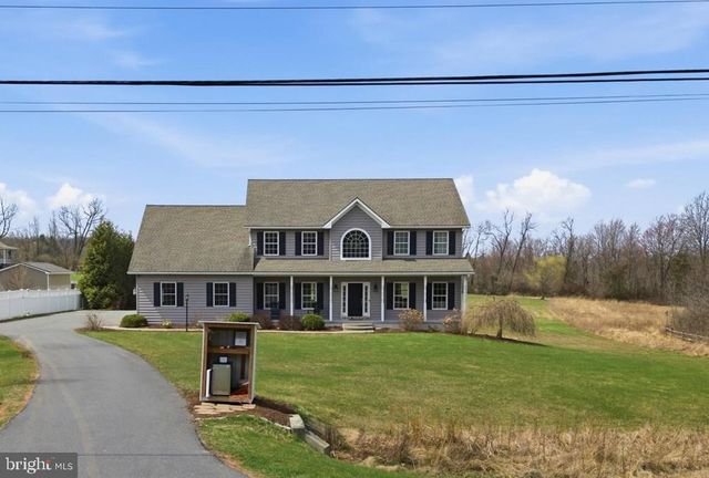 141 BELL RD, Palmyra, PA 17078