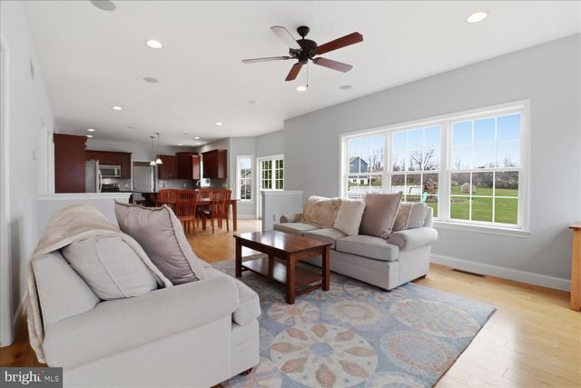 141 BELL RD, Palmyra, PA 17078