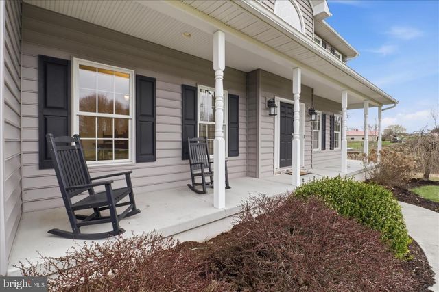 141 BELL RD, Palmyra, PA 17078