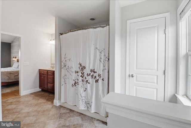 141 BELL RD, Palmyra, PA 17078