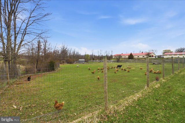 141 BELL RD, Palmyra, PA 17078