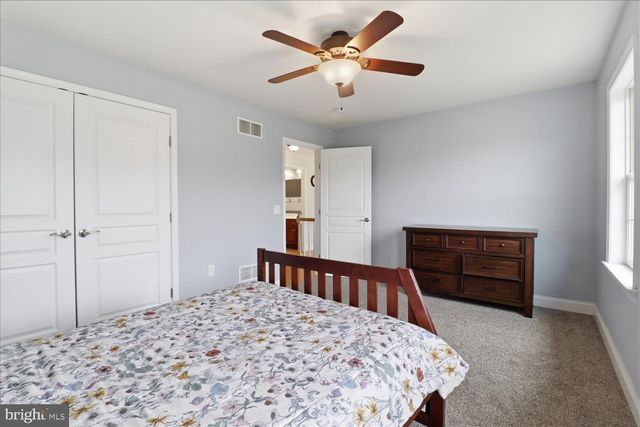 141 BELL RD, Palmyra, PA 17078