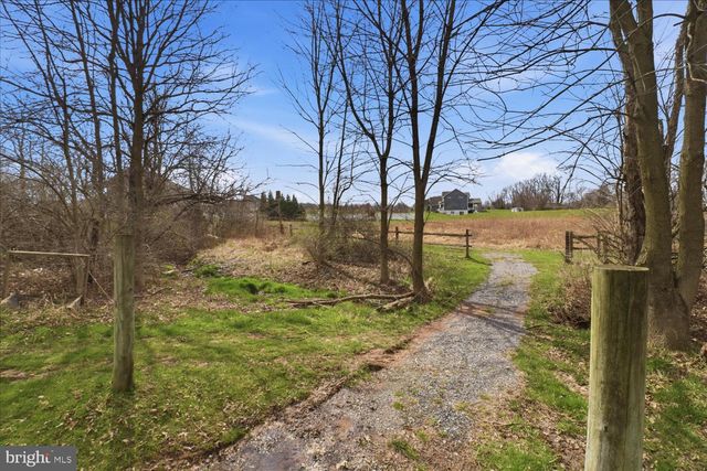 141 BELL RD, Palmyra, PA 17078