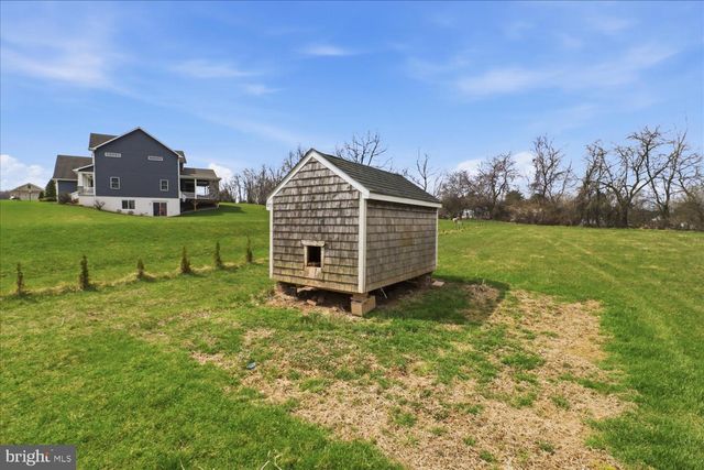 141 BELL RD, Palmyra, PA 17078