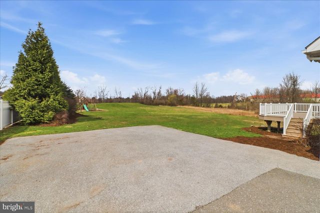 141 BELL RD, Palmyra, PA 17078