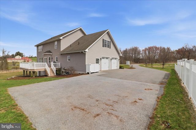 141 BELL RD, Palmyra, PA 17078