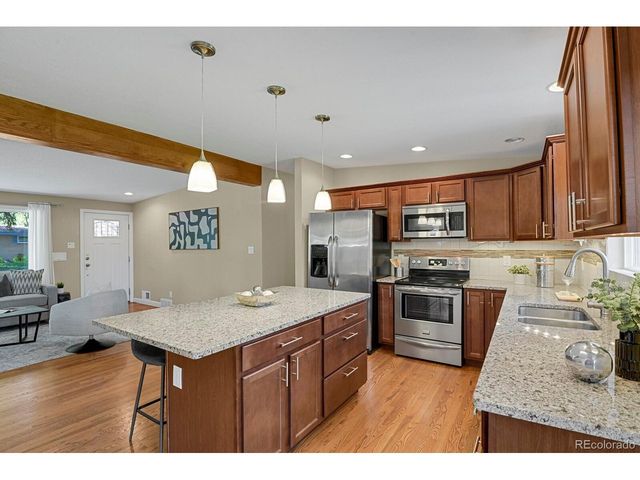 6040 Estes Ct, Arvada, CO 80004