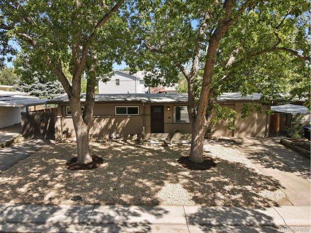 6040 Estes Ct, Arvada, CO 80004