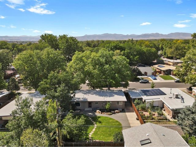6040 Estes Ct, Arvada, CO 80004