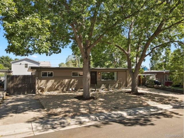 6040 Estes Ct, Arvada, CO 80004