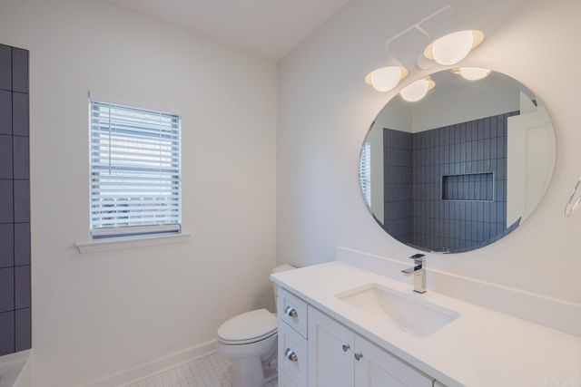 3871 Spencer Crossing Dr, Benton, AR 72019