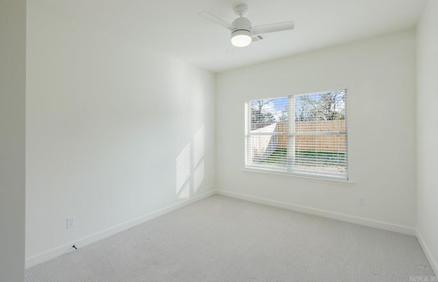 3871 Spencer Crossing Dr, Benton, AR 72019