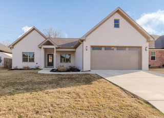 3871 Spencer Crossing Dr, Benton, AR 72019