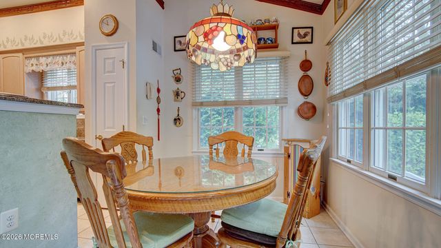1 Kingston Court, Monroe, NJ 08831