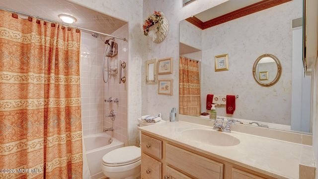 1 Kingston Court, Monroe, NJ 08831