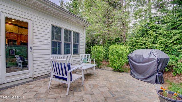 1 Kingston Court, Monroe, NJ 08831